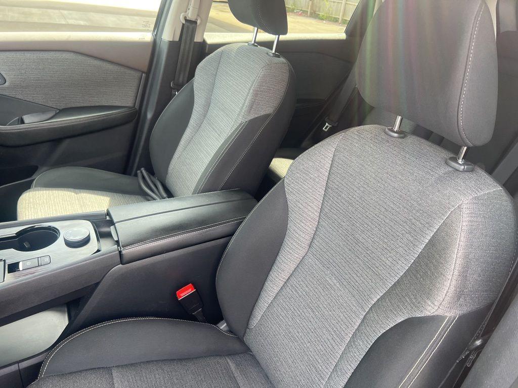 used 2022 Nissan Rogue car, priced at $24,999