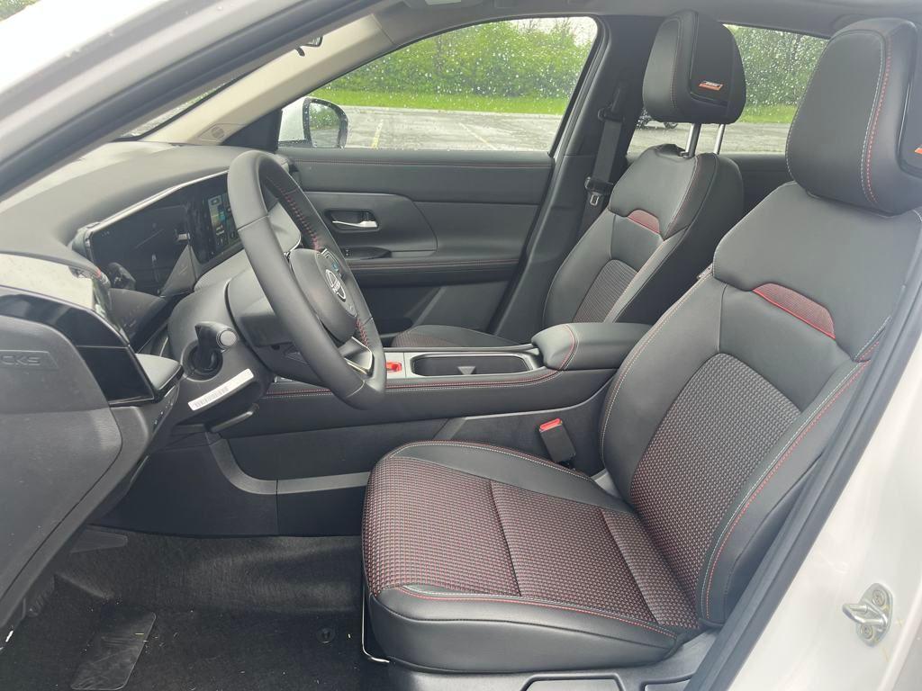 new 2025 Nissan Kicks car, priced at $31,913