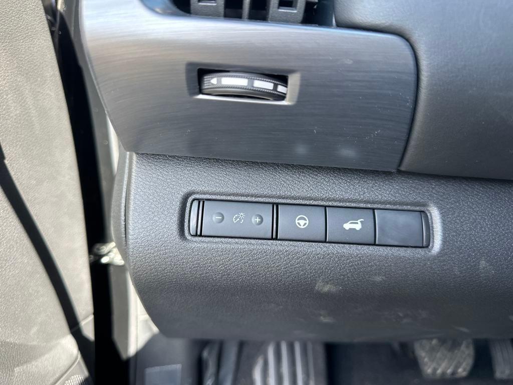 new 2025 Nissan Pathfinder car, priced at $43,290