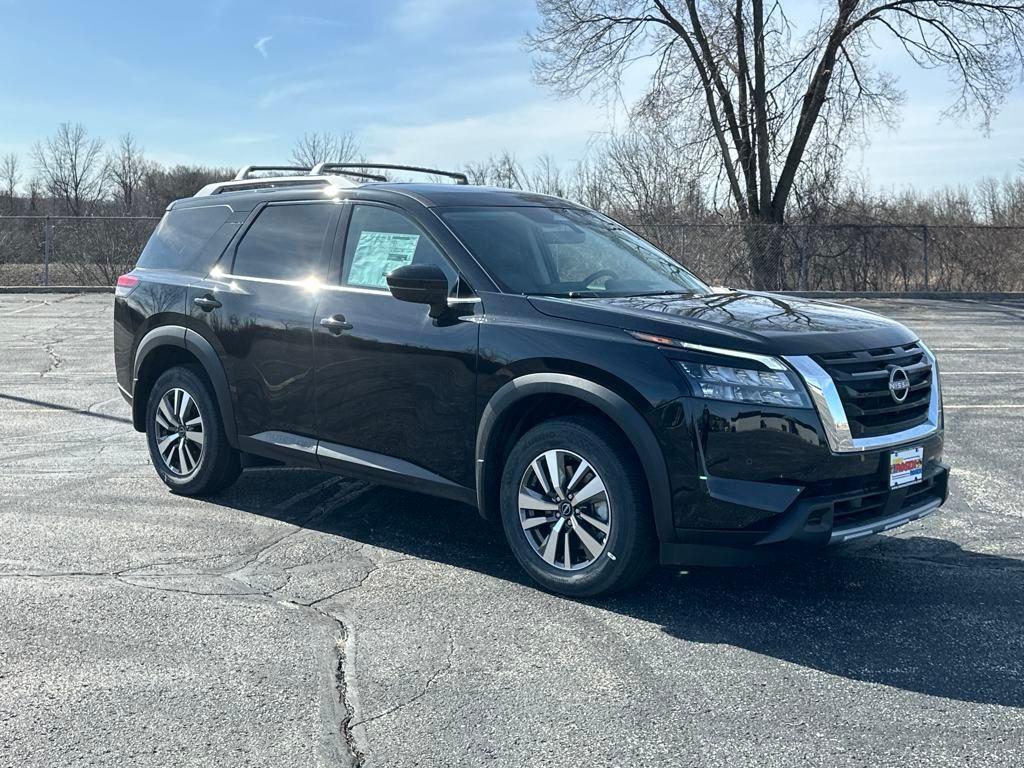 new 2025 Nissan Pathfinder car, priced at $43,290