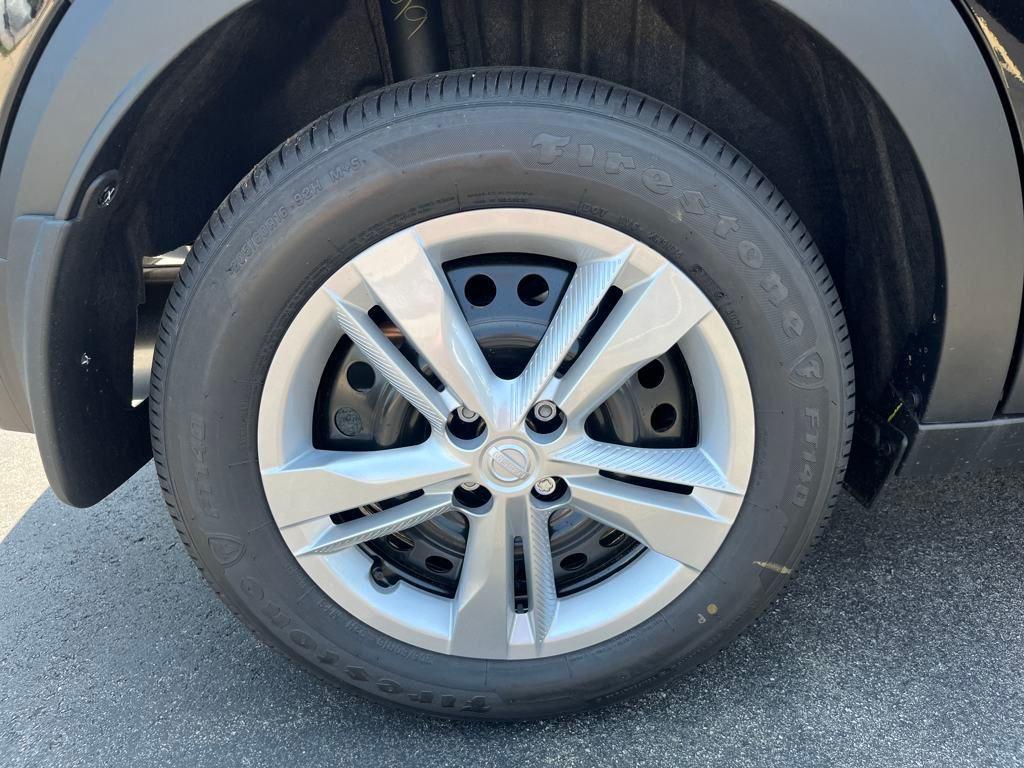 new 2025 Nissan Kicks Play car, priced at $22,057