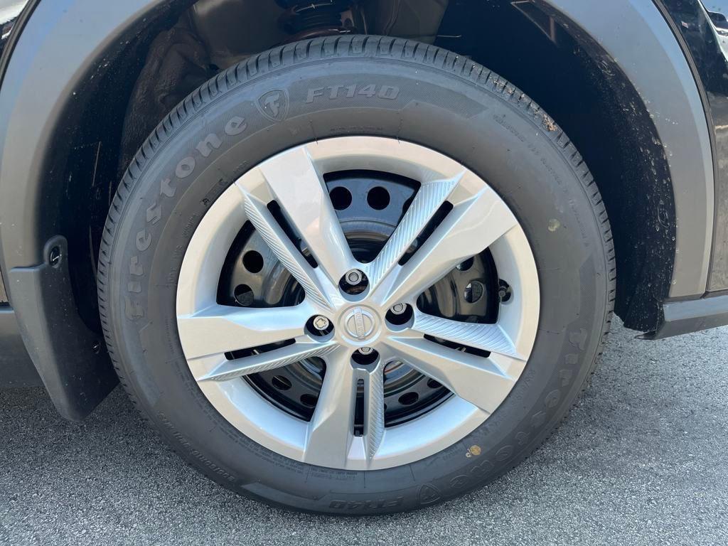 new 2025 Nissan Kicks Play car, priced at $22,057