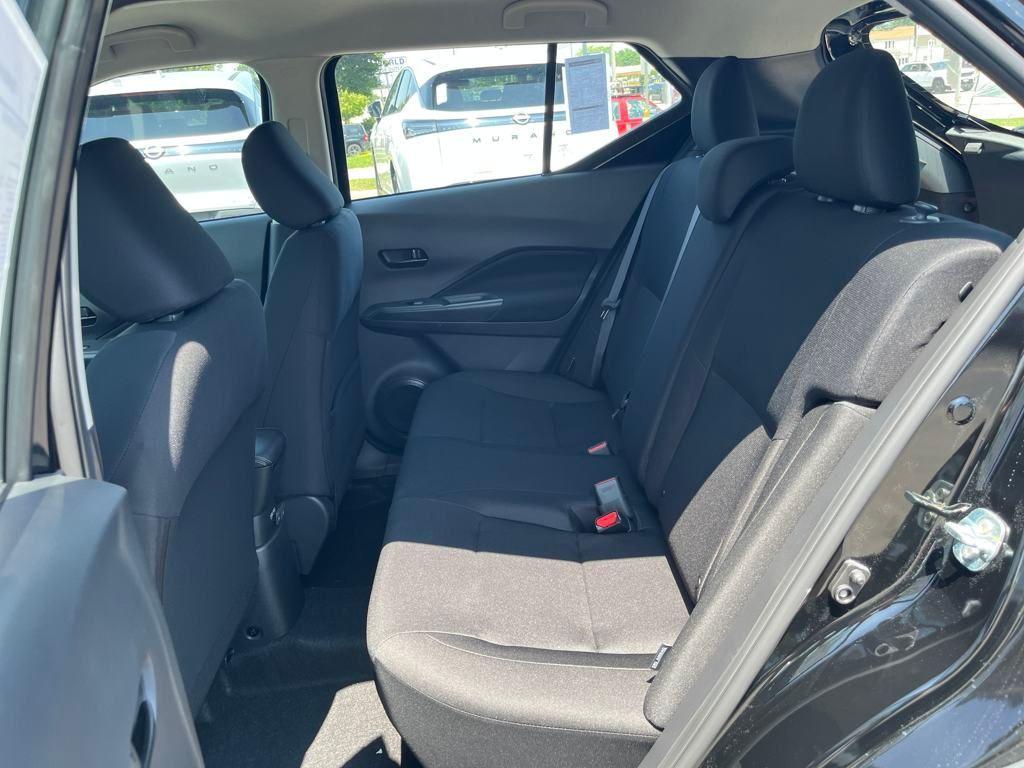 new 2025 Nissan Kicks Play car, priced at $22,057
