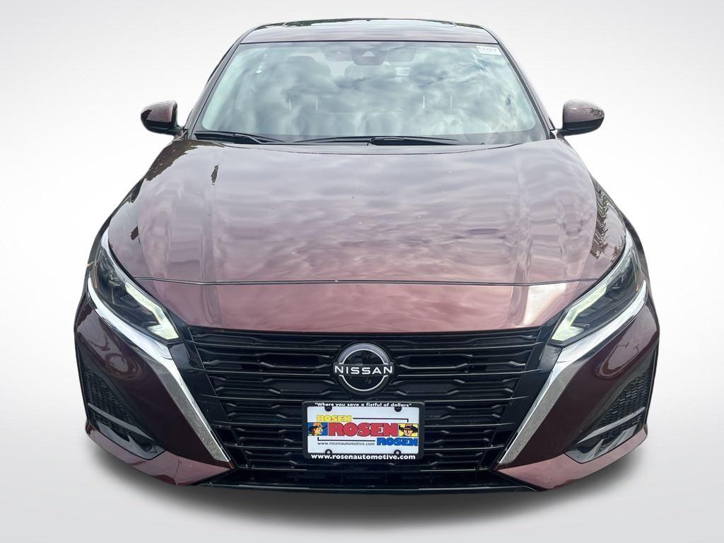 new 2025 Nissan Altima car, priced at $30,777