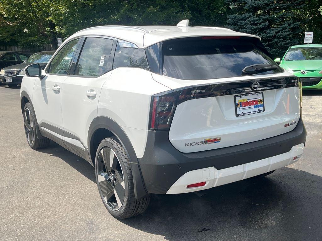 new 2025 Nissan Kicks car, priced at $29,912