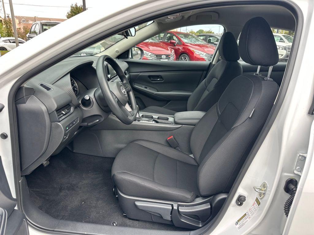 new 2025 Nissan Sentra car, priced at $21,286