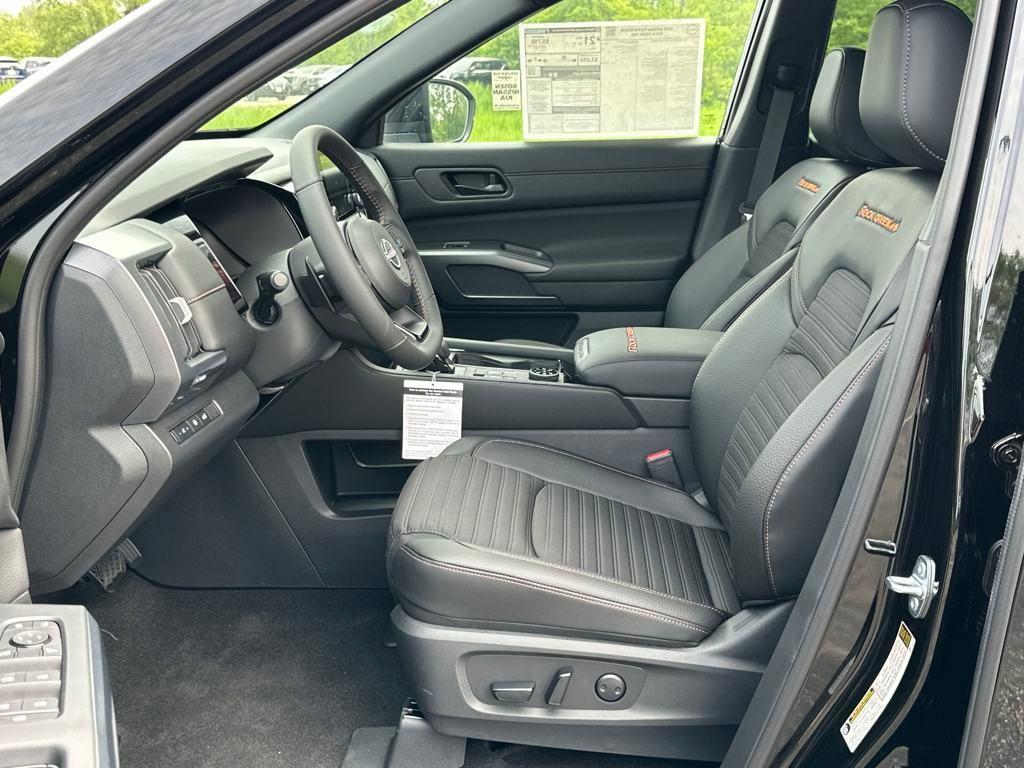 new 2025 Nissan Pathfinder car, priced at $42,873