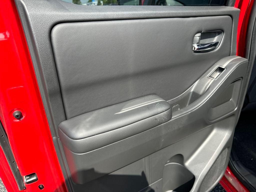 new 2025 Nissan Frontier car, priced at $39,830
