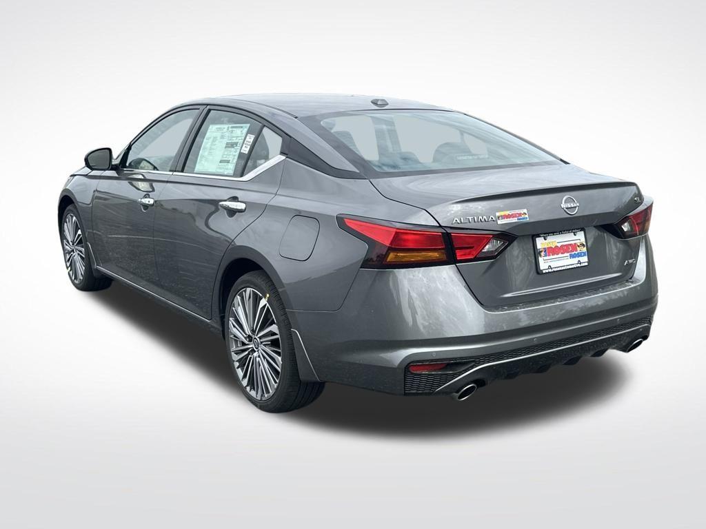 new 2025 Nissan Altima car, priced at $34,295