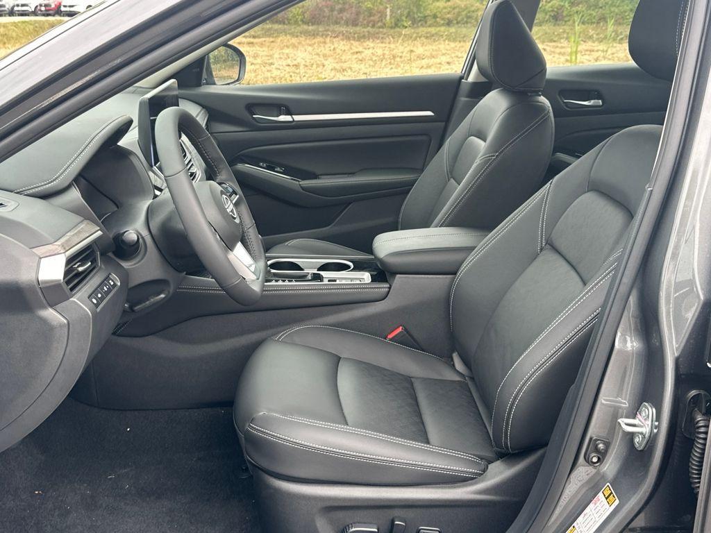 new 2025 Nissan Altima car, priced at $34,295