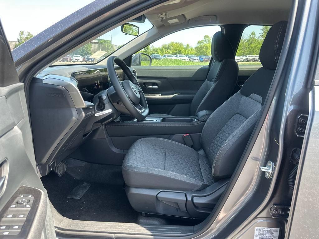 new 2025 Nissan Kicks car, priced at $26,117