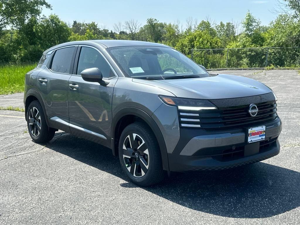 new 2025 Nissan Kicks car, priced at $26,117
