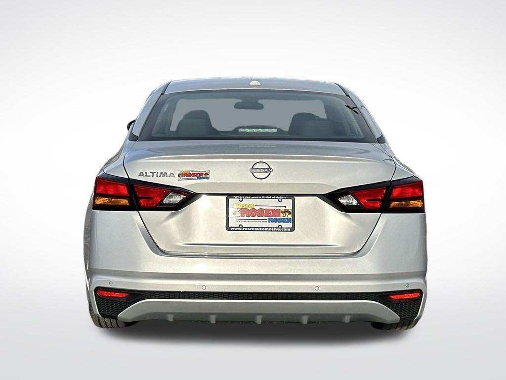 new 2025 Nissan Altima car, priced at $26,592