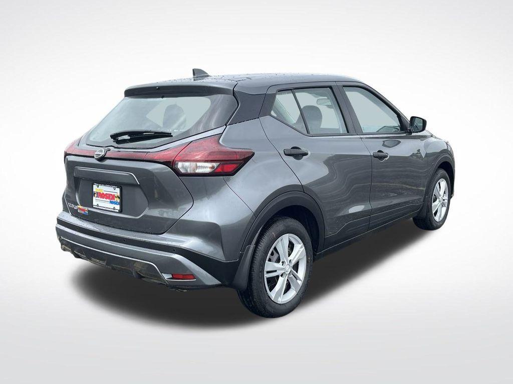 new 2025 Nissan Kicks Play car, priced at $22,362