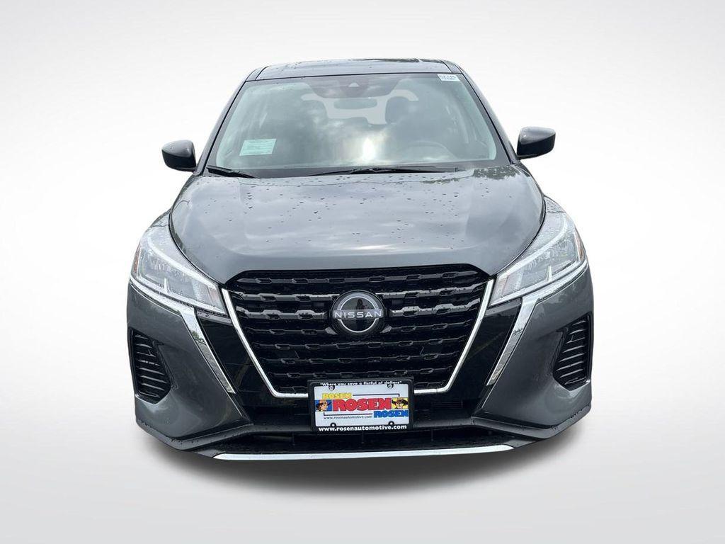 new 2025 Nissan Kicks Play car, priced at $22,362