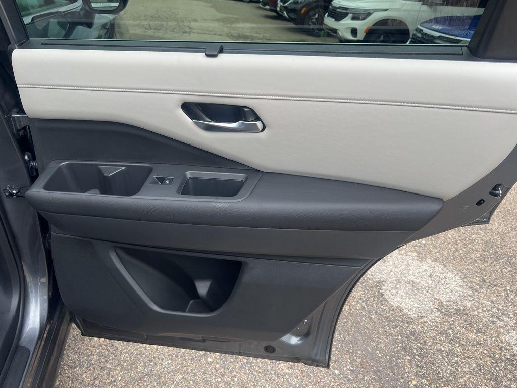 used 2024 Nissan Pathfinder car, priced at $41,999
