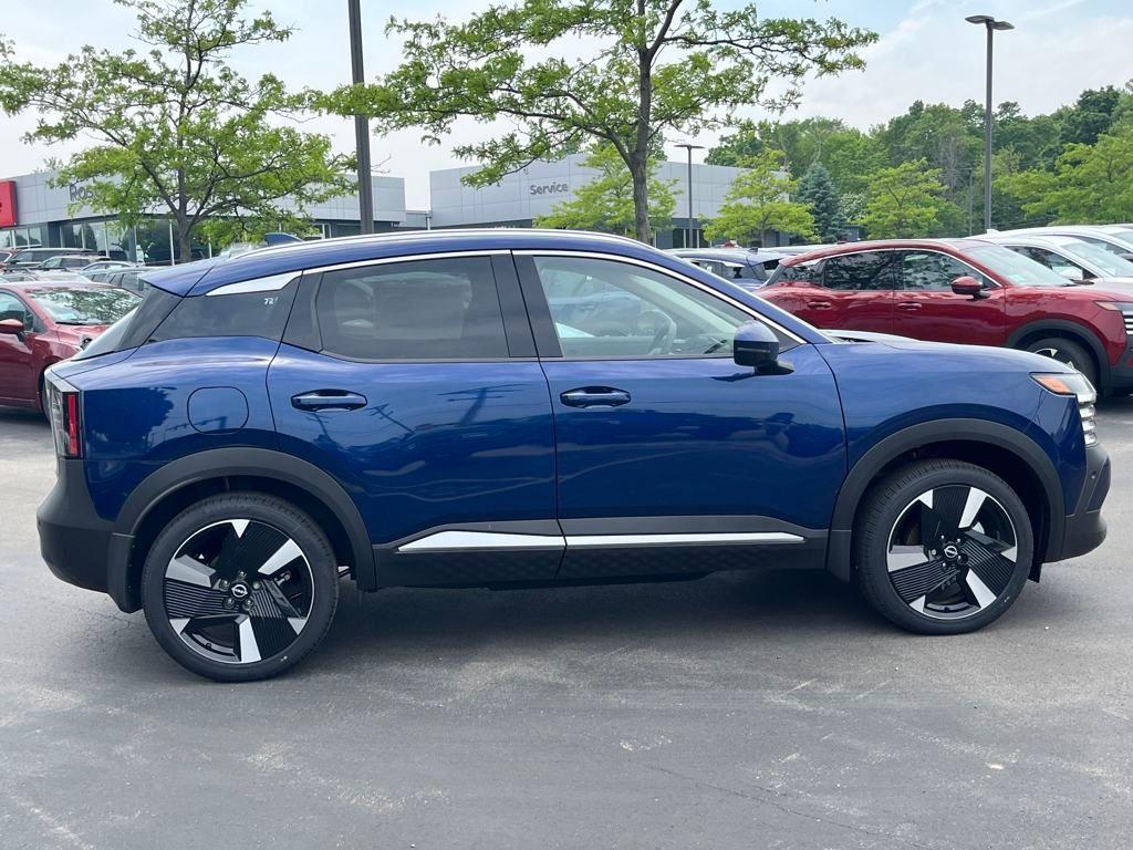 new 2025 Nissan Kicks car, priced at $27,810