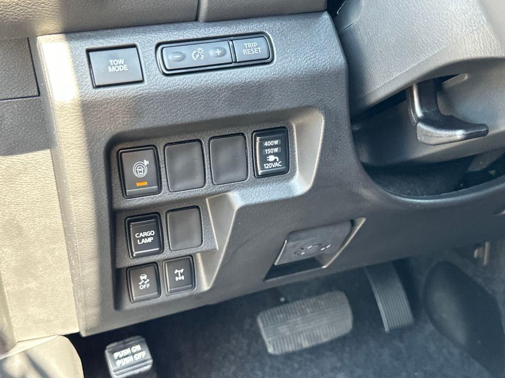 new 2026 Nissan Frontier car, priced at $44,741