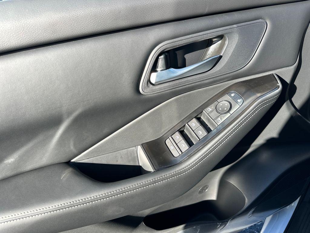 new 2026 Nissan Rogue car, priced at $32,601