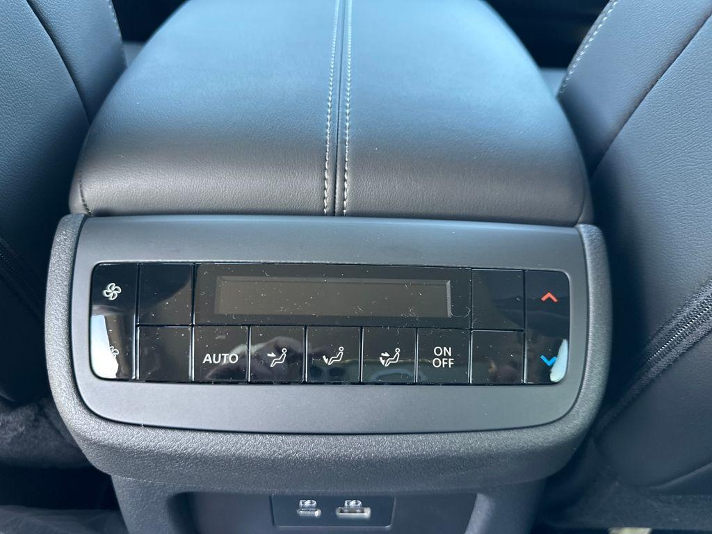 new 2025 Nissan Pathfinder car, priced at $43,641