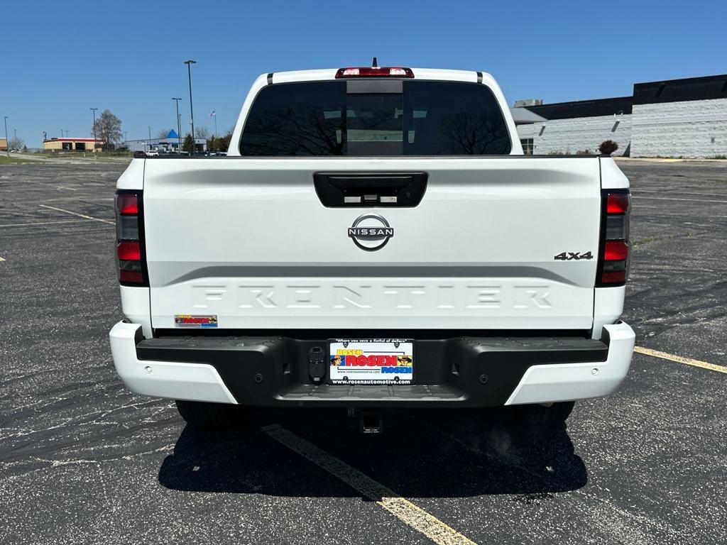new 2025 Nissan Frontier car, priced at $39,767