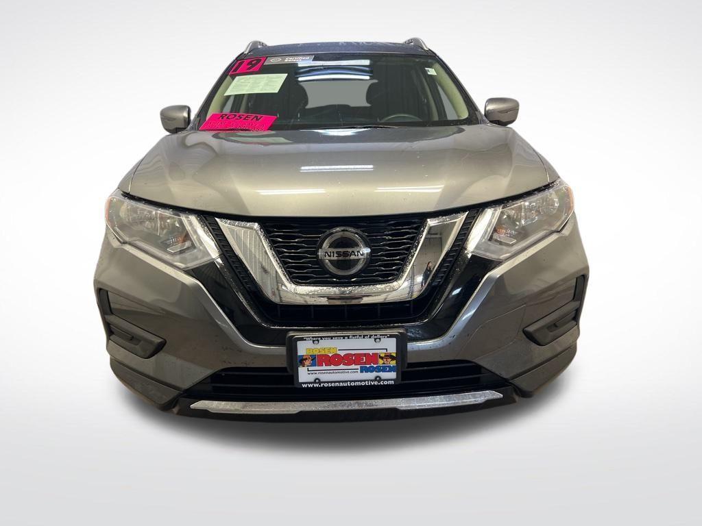 used 2019 Nissan Rogue car, priced at $17,328