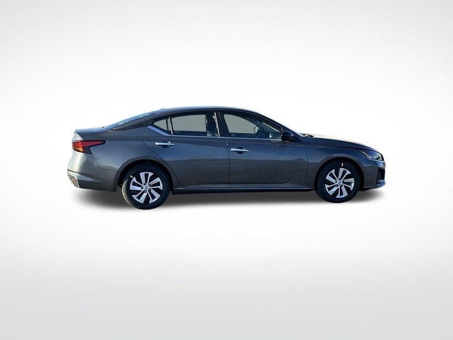 new 2025 Nissan Altima car, priced at $26,300