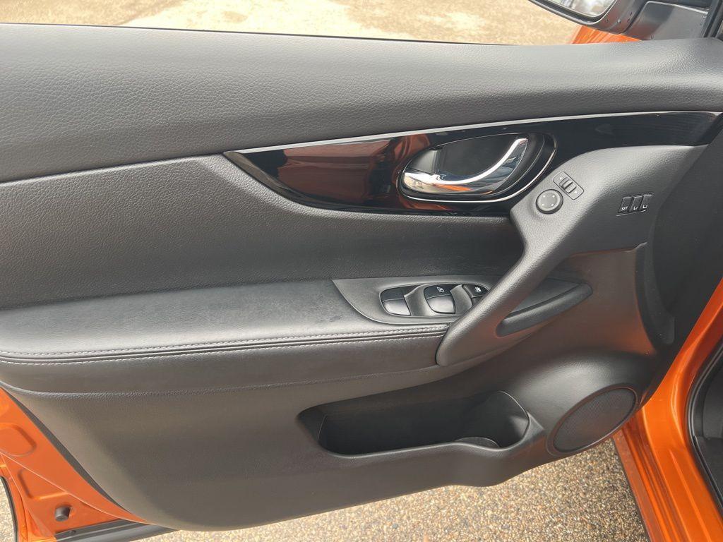 used 2022 Nissan Rogue Sport car, priced at $24,341