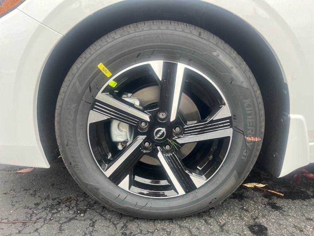 new 2025 Nissan Sentra car, priced at $22,111