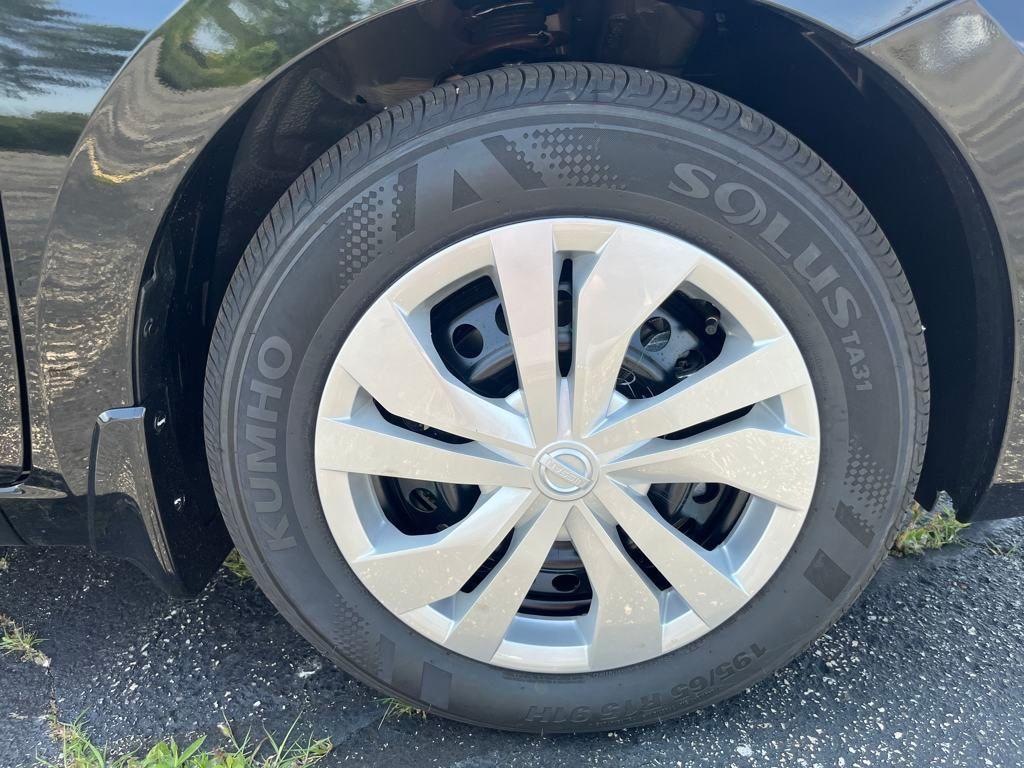 new 2025 Nissan Versa car, priced at $19,219