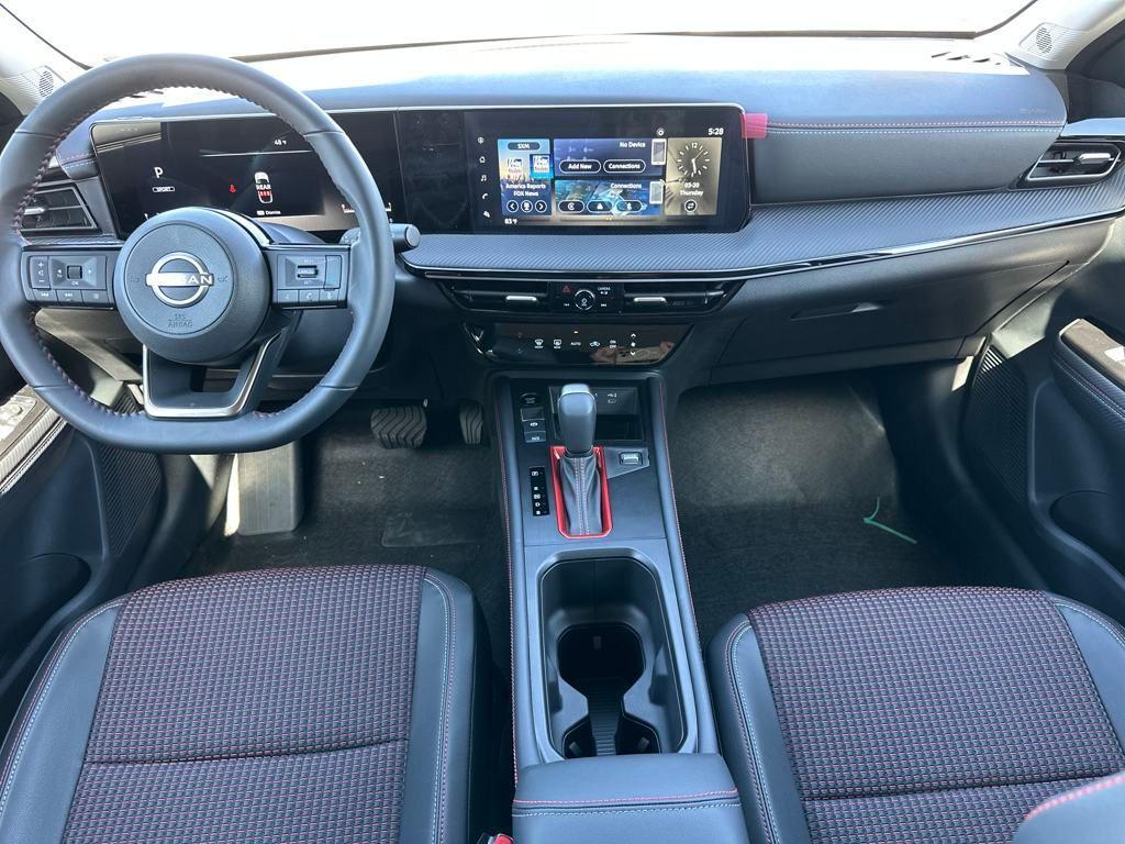 new 2025 Nissan Kicks car, priced at $28,035