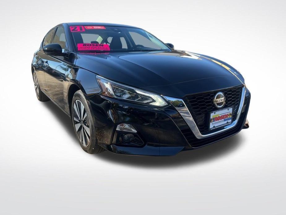 used 2021 Nissan Altima car, priced at $23,999