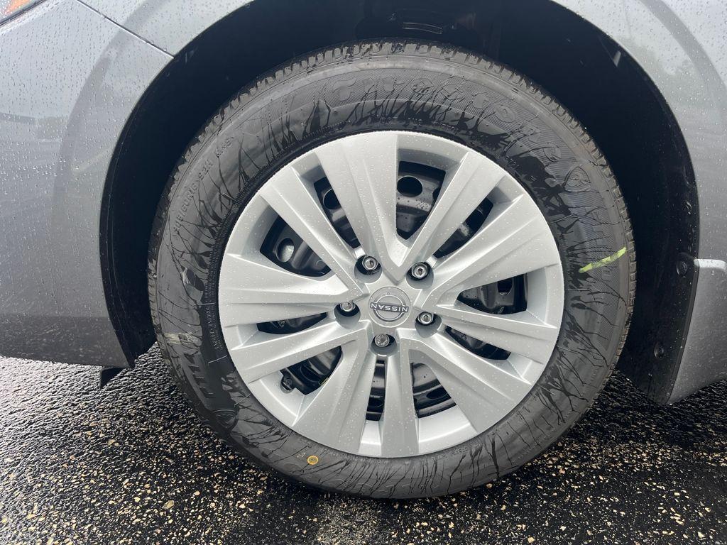 new 2025 Nissan Sentra car, priced at $20,286