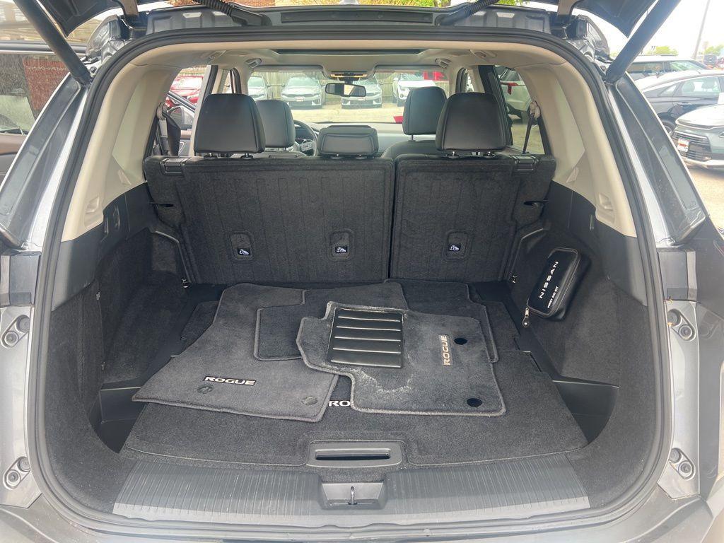used 2021 Nissan Rogue car, priced at $29,999