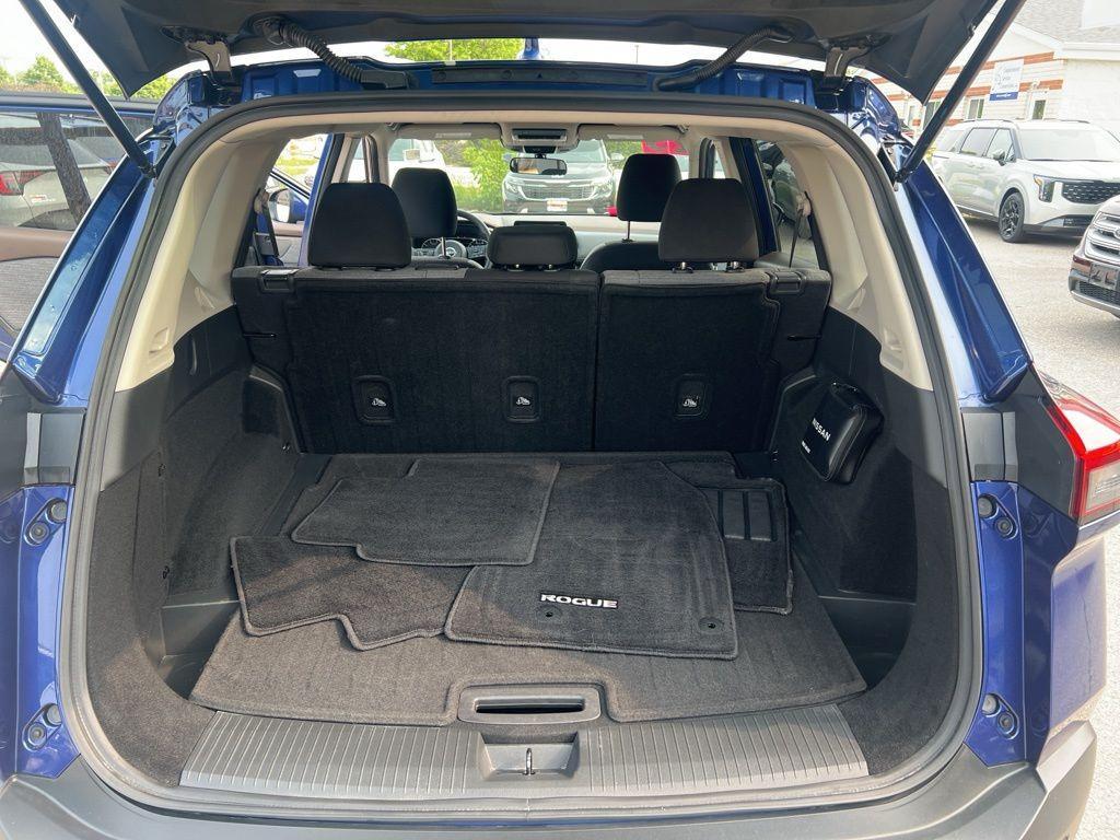 used 2023 Nissan Rogue car, priced at $29,995