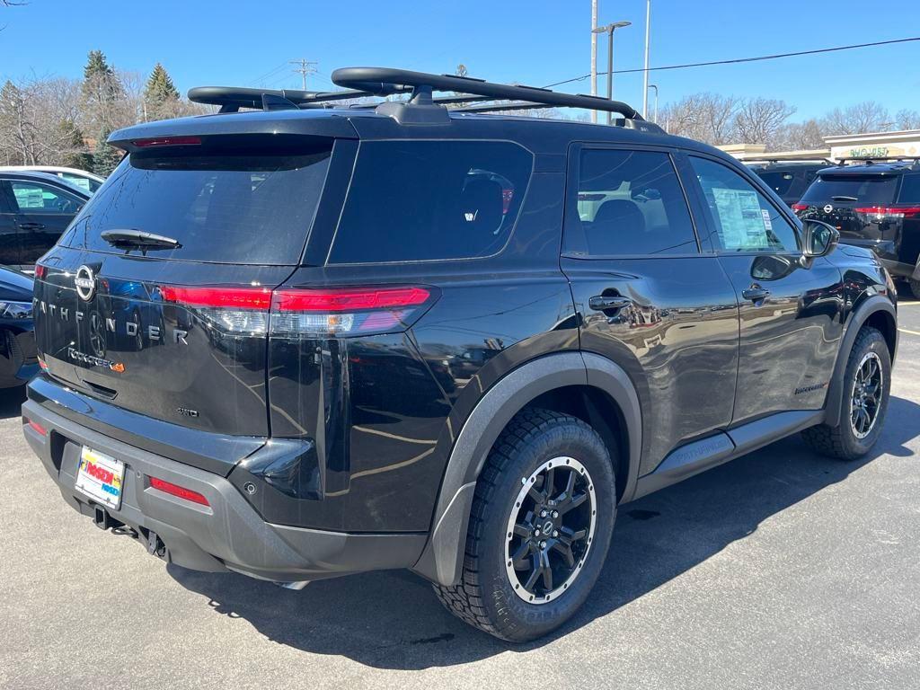 new 2025 Nissan Pathfinder car, priced at $42,324