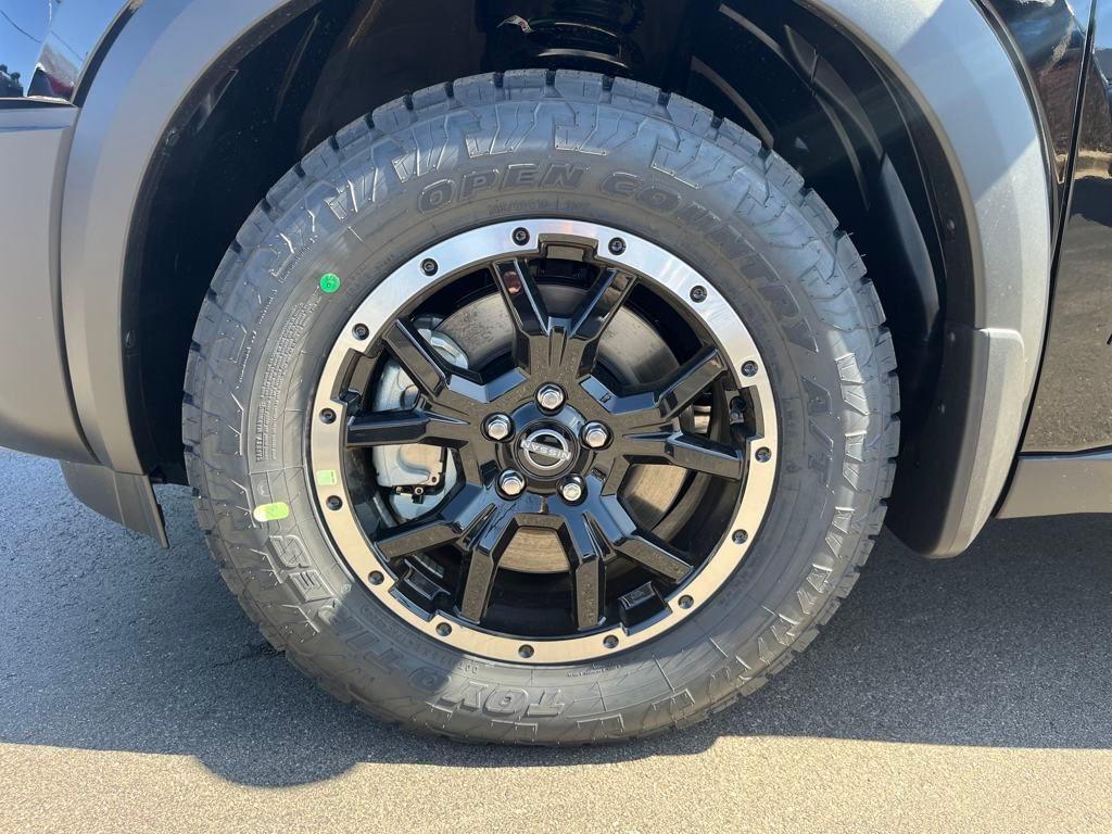 new 2025 Nissan Pathfinder car, priced at $42,324