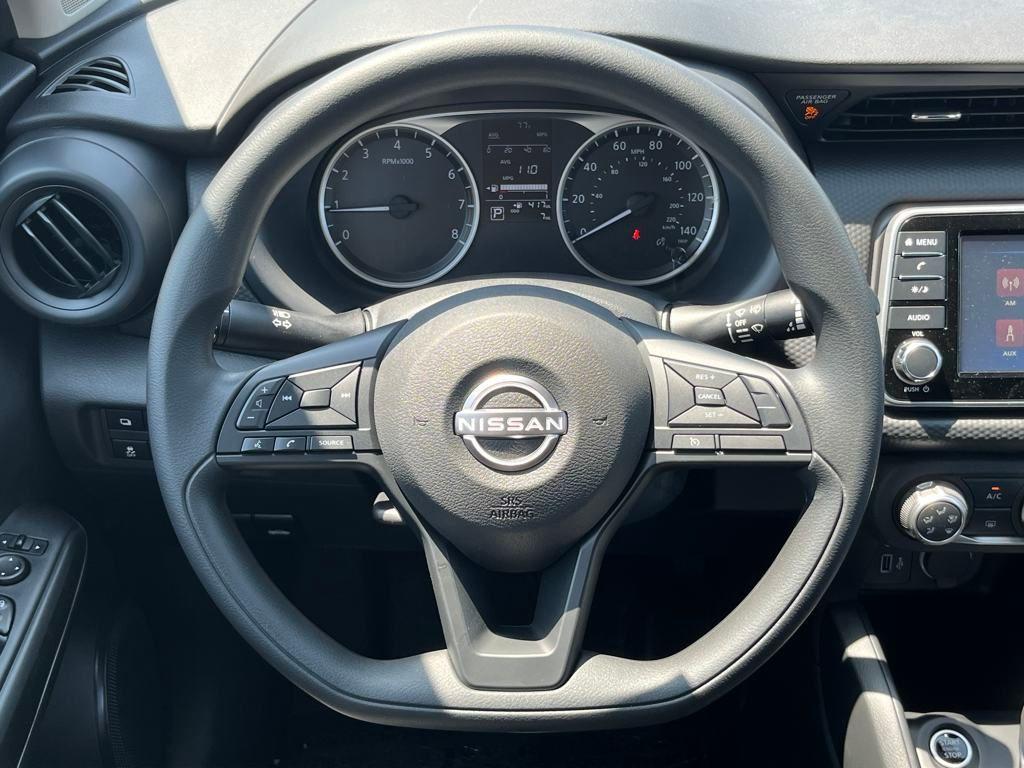 new 2025 Nissan Kicks Play car, priced at $21,979
