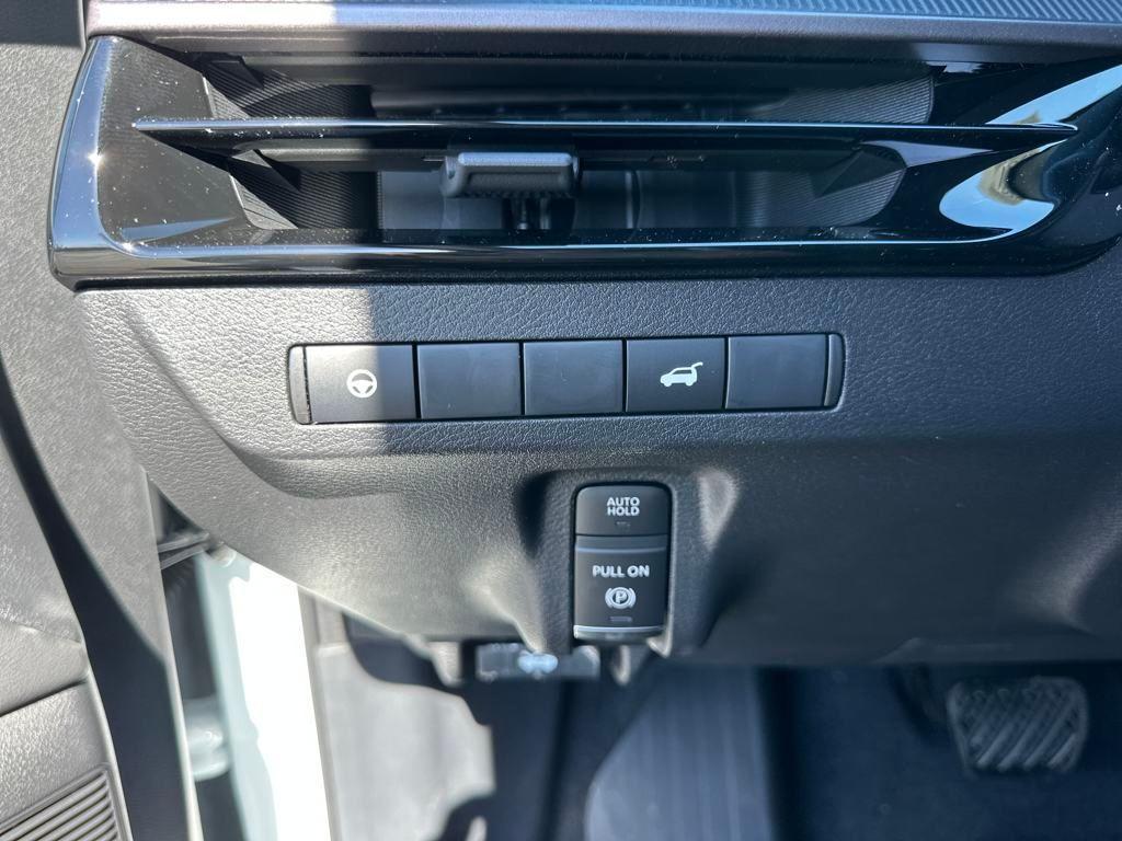 new 2025 Nissan Murano car, priced at $41,255