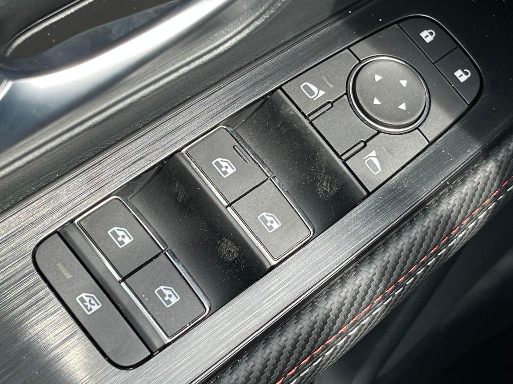 new 2025 Nissan Kicks car, priced at $27,639