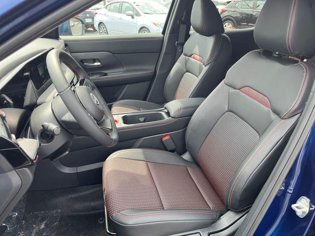 new 2025 Nissan Kicks car, priced at $27,639