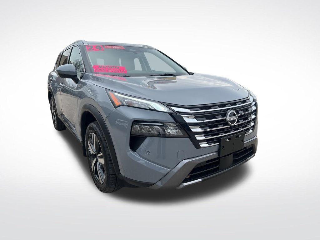 used 2024 Nissan Rogue car, priced at $31,499