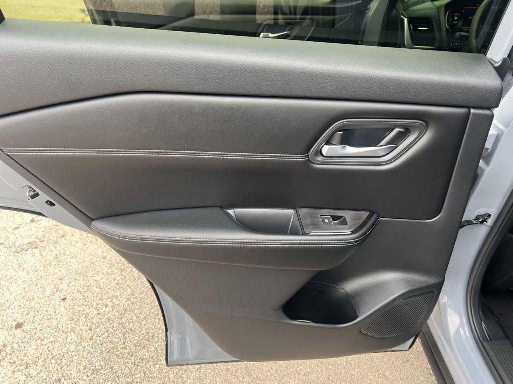 used 2024 Nissan Rogue car, priced at $31,499