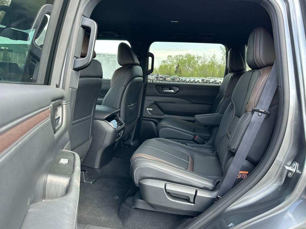 new 2025 Nissan Armada car, priced at $68,640