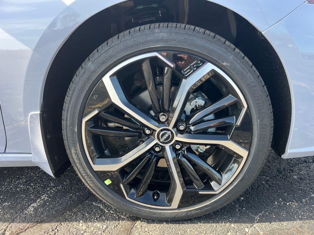 new 2025 Nissan Altima car, priced at $31,076