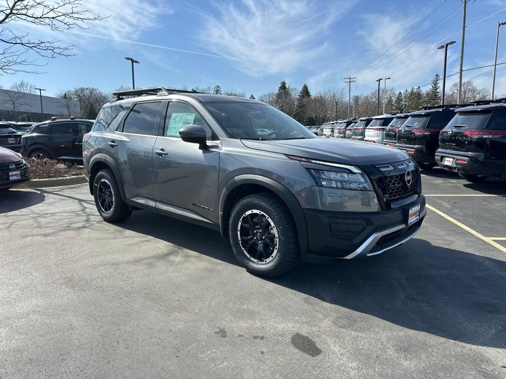 new 2025 Nissan Pathfinder car, priced at $42,324
