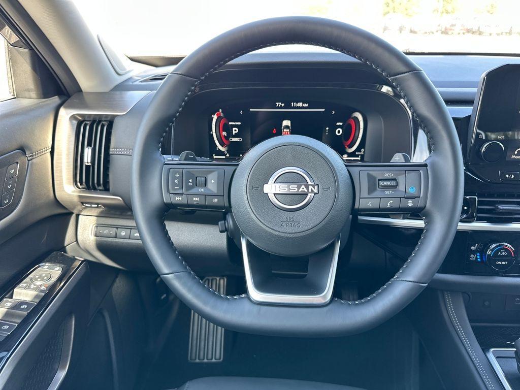 new 2025 Nissan Pathfinder car, priced at $49,732