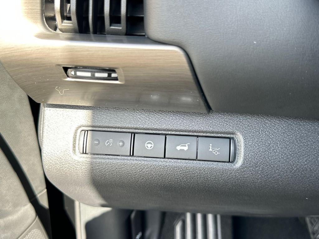new 2025 Nissan Pathfinder car, priced at $49,732