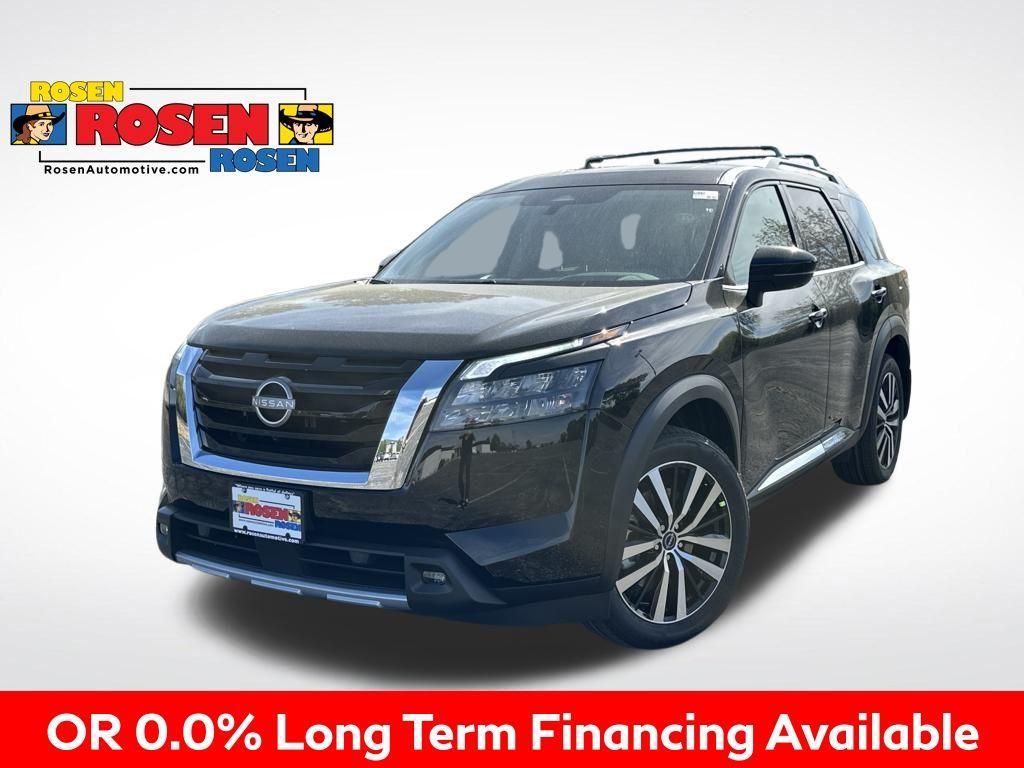 new 2025 Nissan Pathfinder car, priced at $49,732