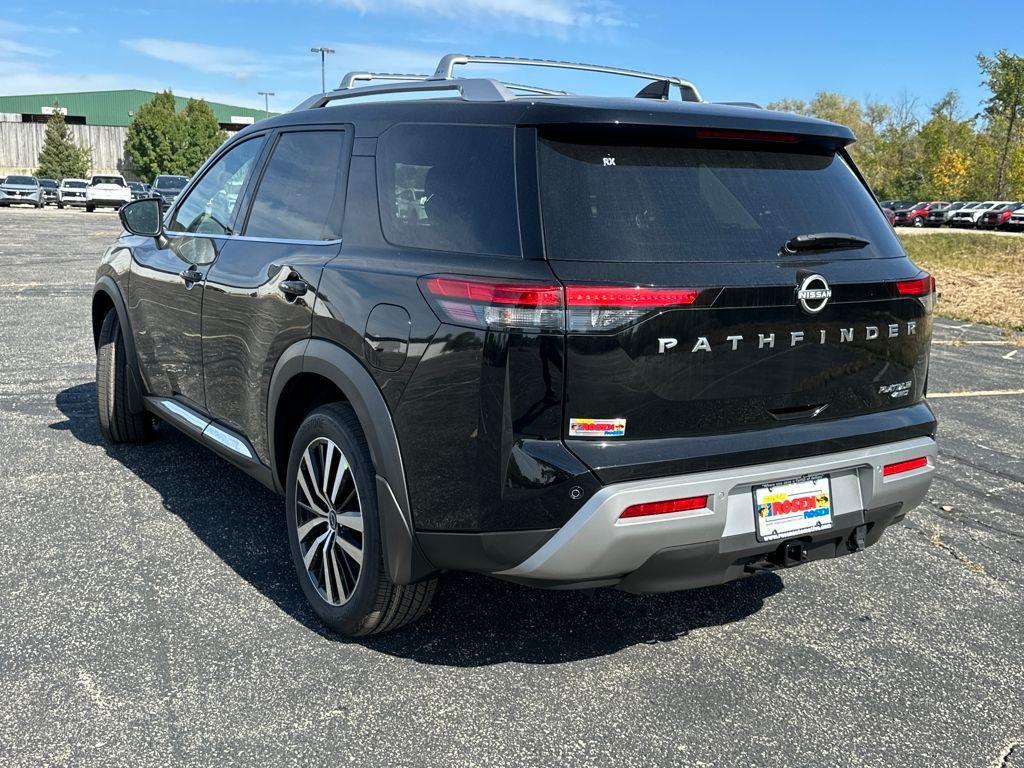 new 2025 Nissan Pathfinder car, priced at $49,732
